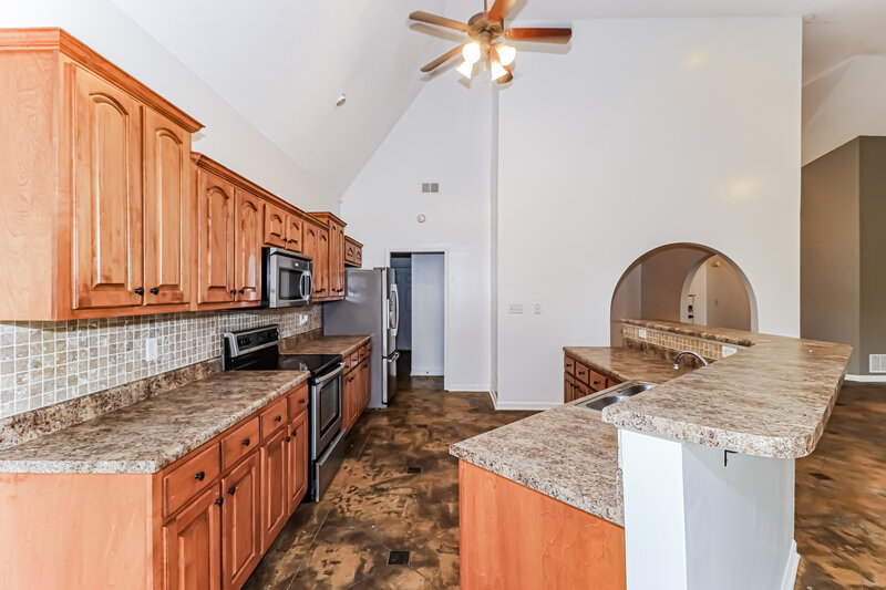 2,280/Mo, 5432 Milton Ridge Dr Arlington, TN 38002 Kitchen View 2