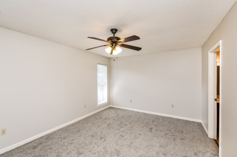2,220/Mo, 1109 McGowan Dr Southaven, MS 38671 Main Bedroom View