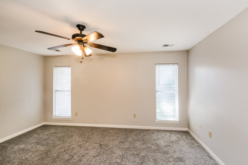 2,220/Mo, 1109 McGowan Dr Southaven, MS 38671 Main Bedroom View 2