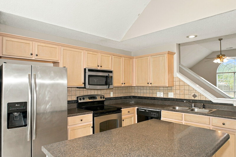 2,435/Mo, 11195 Cashmere Wood Dr Arlington, TN 38002 Kitchen View