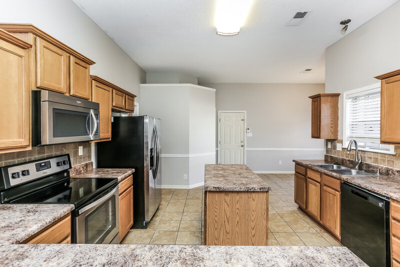 2,050/Mo, 9261 Speerberry Ln Cordova, TN 38016 Kitchen View