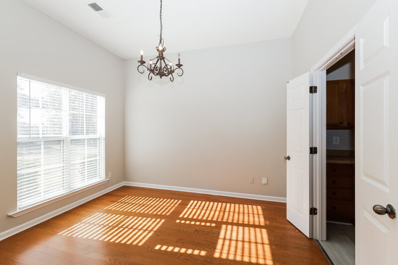 1,740/Mo, 7962 Parkmont Dr Memphis, TN 38125 Dining Room View