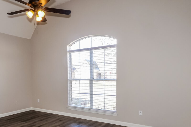 2,130/Mo, 1516 Sawmill Creek Ln Cordova, TN 38016 Main Bedroom View