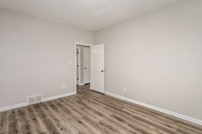 2,130/Mo, 1516 Sawmill Creek Ln Cordova, TN 38016 Bedroom View 2