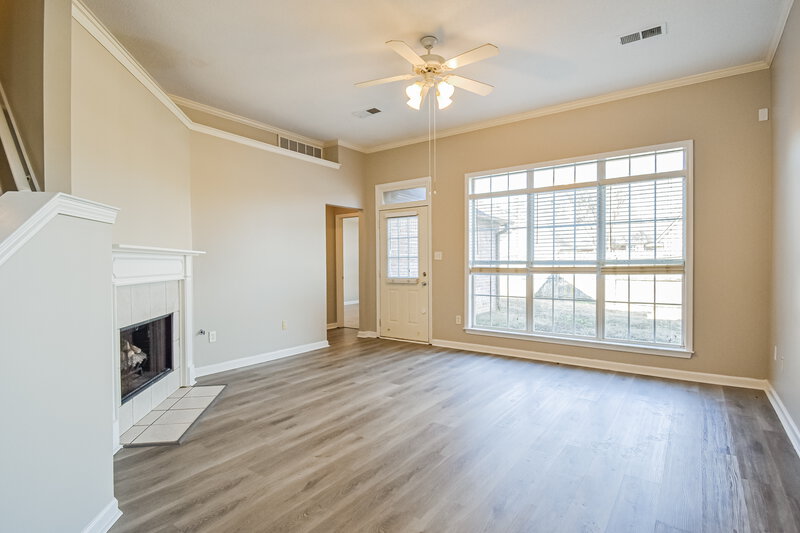 1,780/Mo, 7436 Bakers Glenn Ln Cordova, TN 38018 Living Room View