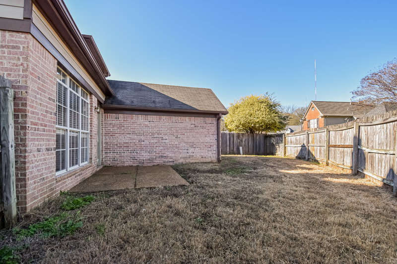 1,780/Mo, 7436 Bakers Glenn Ln Cordova, TN 38018 Rear View