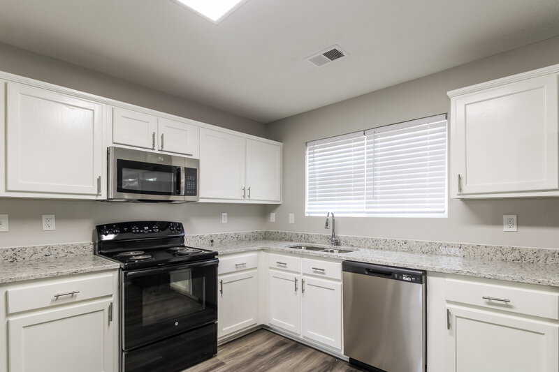 1,945/Mo, 9965 Branley Oak Dr Cordova, TN 38016 Kitchen View