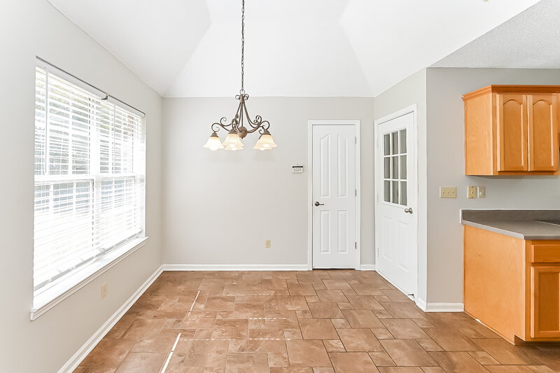 2,720/Mo, 2373 Kindlewood Dr Southaven, MS 38672 Breakfast Nook View