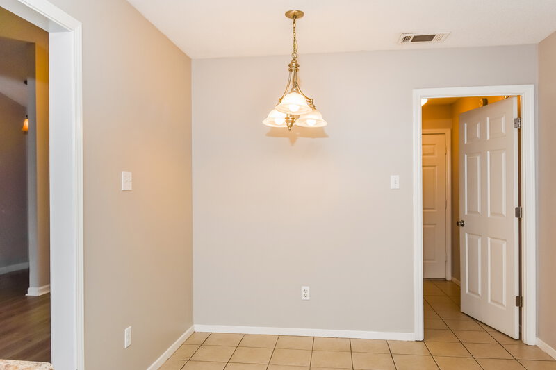 1,630/Mo, 2571 Waverly Dr Horn Lake, MS 38637 Floorplan View 3