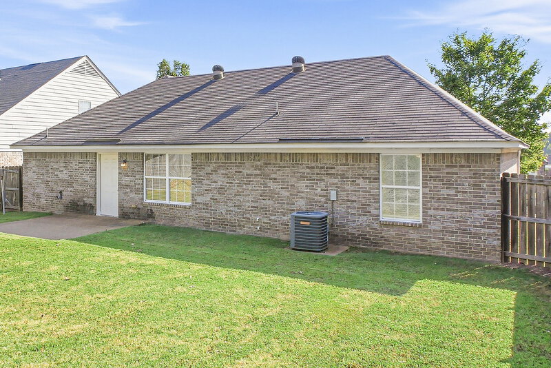 1,860/Mo, 4085 Colton Dr Olive Branch, MS 38654 Rear View 2