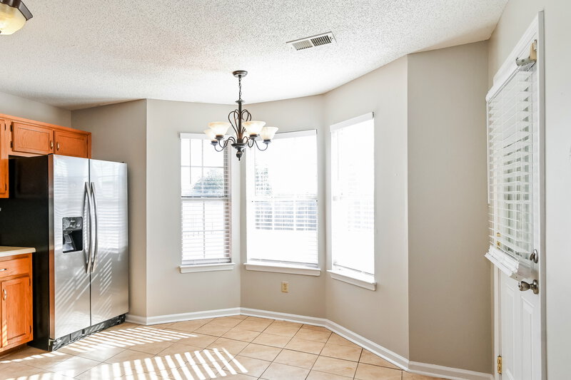 2,330/Mo, 4185 Shadow Oaks Dr Horn Lake, MS 38637 Dining Room View