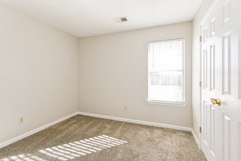 2,330/Mo, 4185 Shadow Oaks Dr Horn Lake, MS 38637 Bedroom View 3