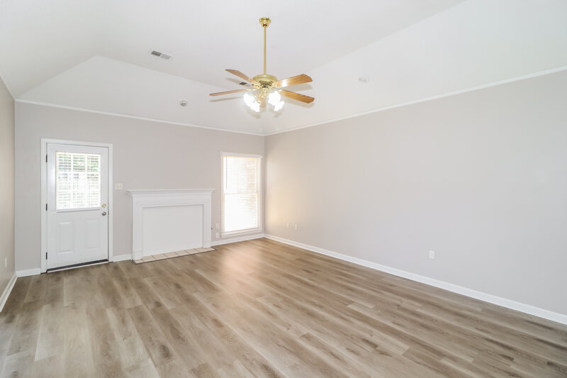 2,145/Mo, 7567 Dexter Grove Dr Cordova, TN 38016 Living Room View