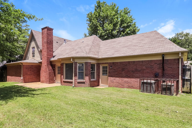2,145/Mo, 7567 Dexter Grove Dr Cordova, TN 38016 Rear View
