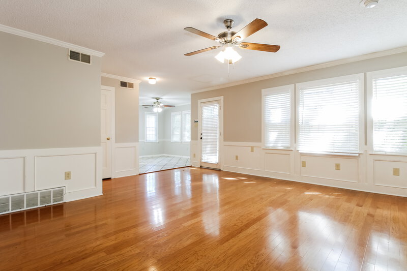 2,095/Mo, 7695 Stout Rd Germantown, TN 38138 Living Room View 2