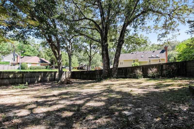 2,095/Mo, 7695 Stout Rd Germantown, TN 38138 Rear View 3