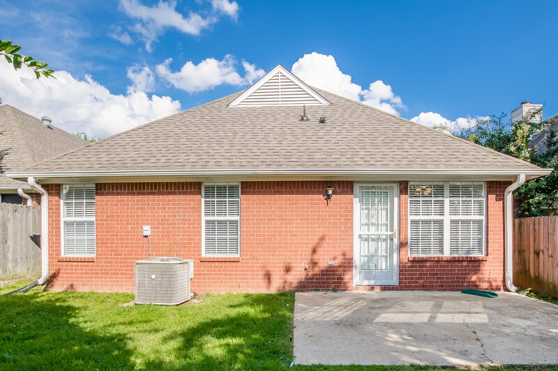 1,370/Mo, 7589 Davis Pkwy Southaven, MS 38671 Rear View 2