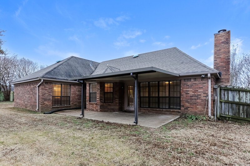 2,990/Mo, 6886 Cottontail Cv Arlington, TN 38002 Rear View