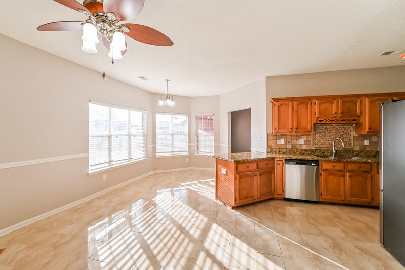 2,220/Mo, 8832 Sweet Flag Loop W Southaven, MS 38671 Dining Room View