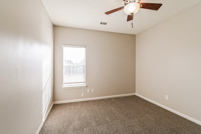 2,220/Mo, 8832 Sweet Flag Loop W Southaven, MS 38671 Bedroom View