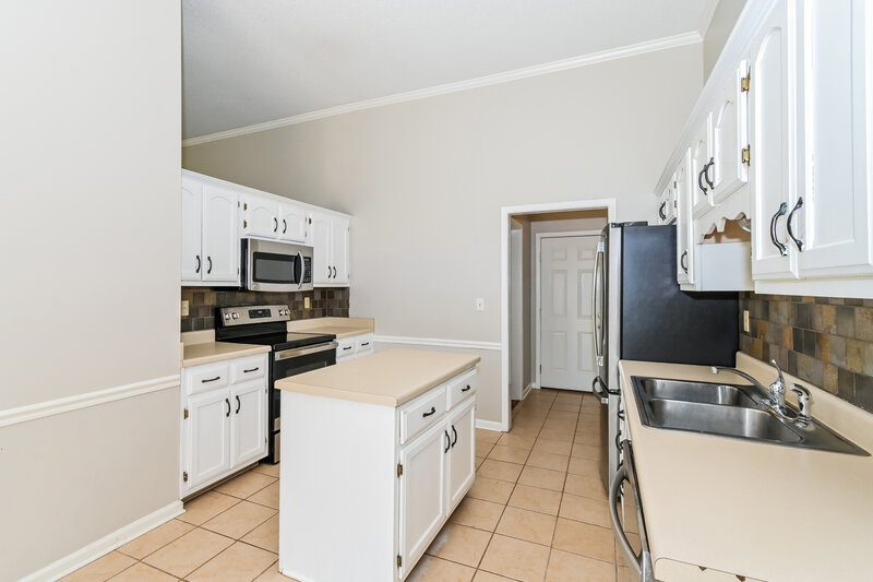 2,115/Mo, 7727 Shadow Glen Ln Arlington, TN 38002 Kitchen View