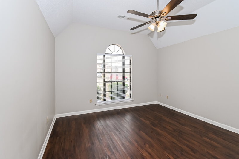 2,115/Mo, 7727 Shadow Glen Ln Arlington, TN 38002 Main Bedroom View 2