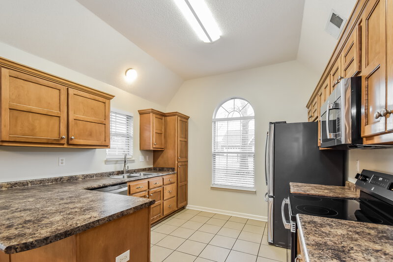 3,430/Mo, 8829 Sweet Flag Loop W Southaven, MS 38671 Kitchen View