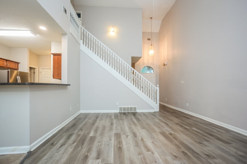 2,180/Mo, 8116 Fleets Run Dr Cordova, TN 38018 Living Room View 2