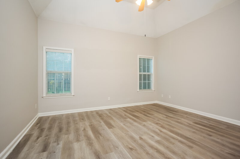 2,180/Mo, 8116 Fleets Run Dr Cordova, TN 38018 Main Bedroom View
