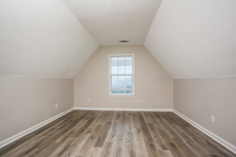2,180/Mo, 8116 Fleets Run Dr Cordova, TN 38018 Bedroom View 2