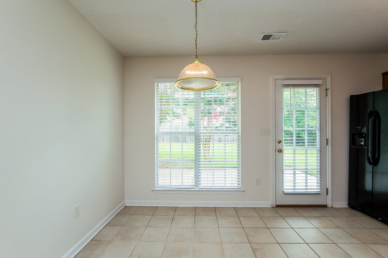 2,320/Mo, 10716 Ridgefield Dr Olive Branch, MS 38654 Dining Room View