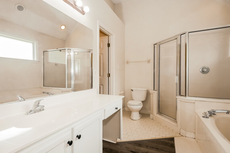 1,705/Mo, 1224 Whistler Dr Cordova, TN 38018 Main Bathroom View
