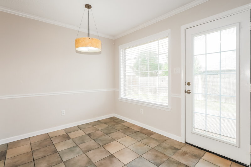 2,205/Mo, 6076 Armistead St Arlington, TN 38002 Dining Room View