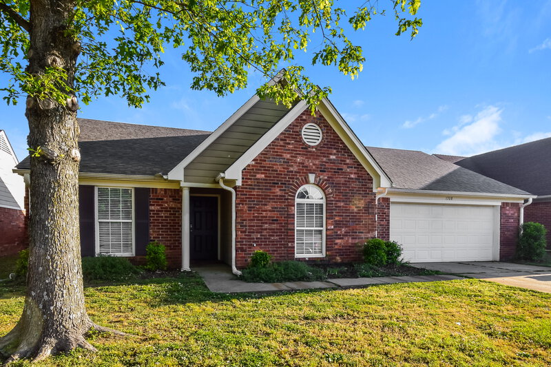 1,875/Mo, 1708 Cherry Creek Dr Southaven, MS 38671 External View