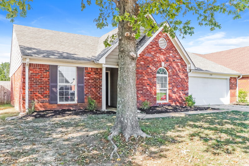 2,640/Mo, 1708 Cherry Creek Dr Southaven, MS 38671 Front View