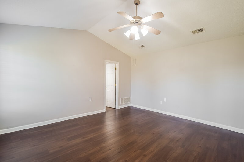 1,875/Mo, 1708 Cherry Creek Dr Southaven, MS 38671 Main Bedroom View