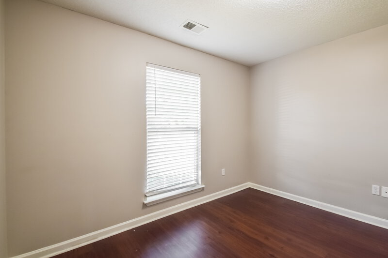 1,875/Mo, 1708 Cherry Creek Dr Southaven, MS 38671 Bedroom View 2