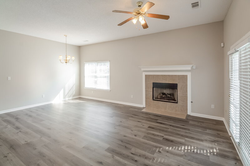 1,830/Mo, 4905 Top Notch Loop Memphis, TN 38125 Living Room View