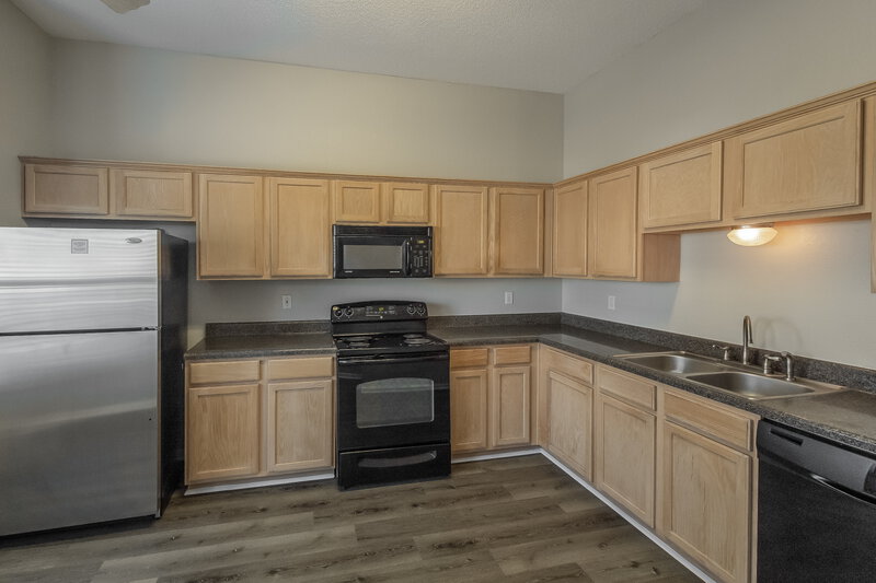 1,830/Mo, 4905 Top Notch Loop Memphis, TN 38125 Kitchen View