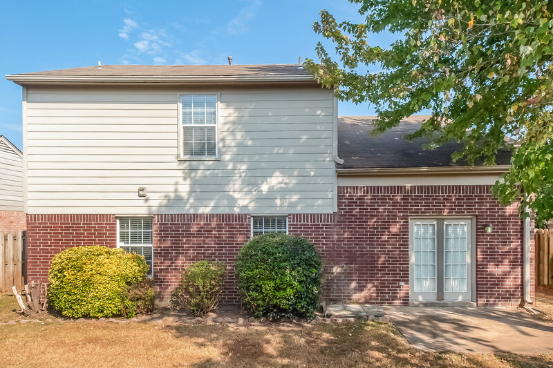 1,830/Mo, 4905 Top Notch Loop Memphis, TN 38125 Rear View