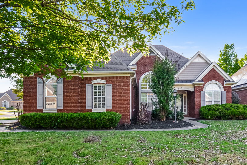 2,030/Mo, 4869 Rosebrook Cir E Southaven, MS 38672 External View
