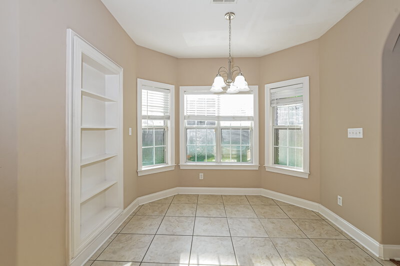 2,030/Mo, 4869 Rosebrook Cir E Southaven, MS 38672 Breakfast Nook View 2