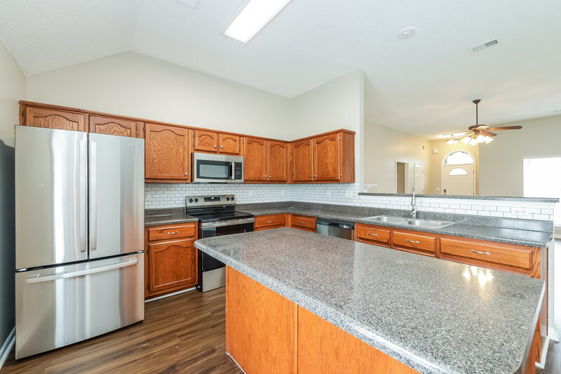 2,150/Mo, 13268 Sandbourne S Olive Branch, MS 38654 Kitchen View