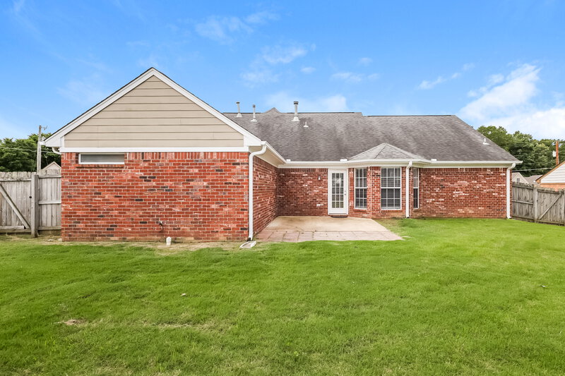 2,150/Mo, 13268 Sandbourne S Olive Branch, MS 38654 Rear View