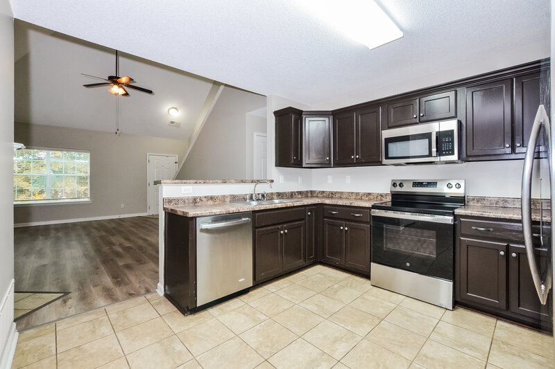 1,770/Mo, 7868 Ridgedale Dr Olive Branch, MS 38654 Kitchen View
