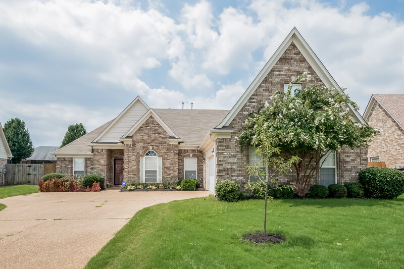 2,380/Mo, 2227 Linda Shore Dr Southaven, MS 38672 External View
