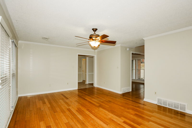 2,160/Mo, 760 Gable Ln Collierville, TN 38017 Living Room View 2