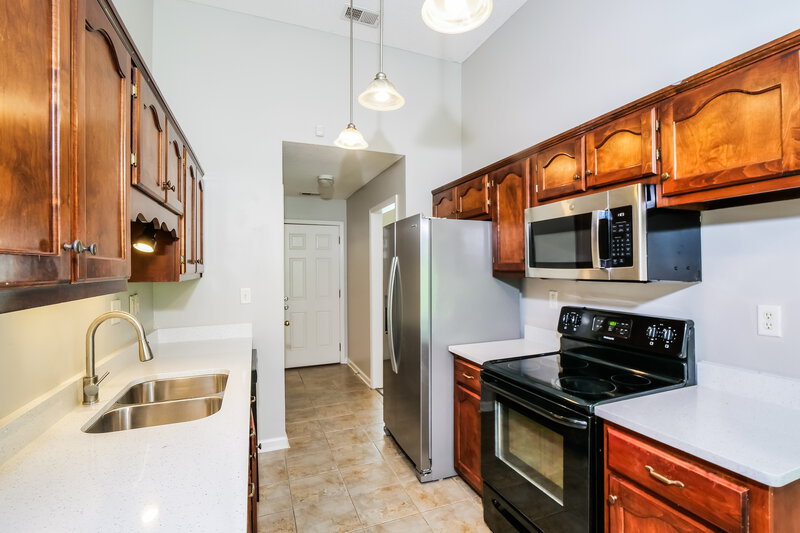 1,785/Mo, 5969 Telford Dr Southaven, MS 38671 Kitchen View 2