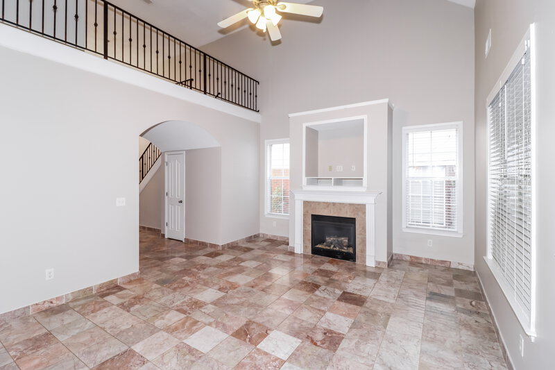 3,070/Mo, 12254 Longleaf Oak Trl Arlington, TN 38002 Living Room View 2