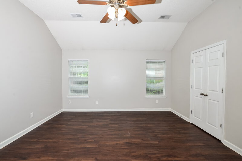1,715/Mo, 7086 Crape Myrtle Dr Olive Branch, MS 38654 Main Bedroom View 2